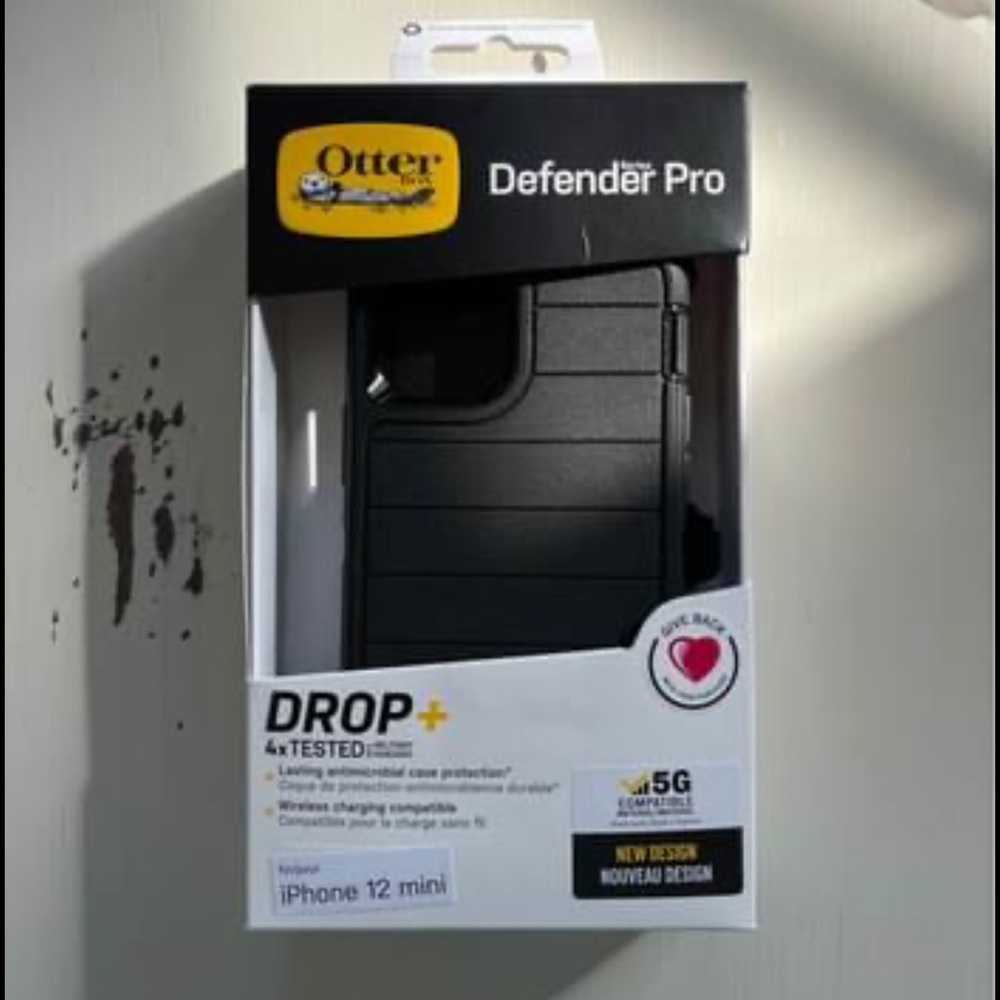 OtterBox Defender Pro. iPhone 12 mini. New